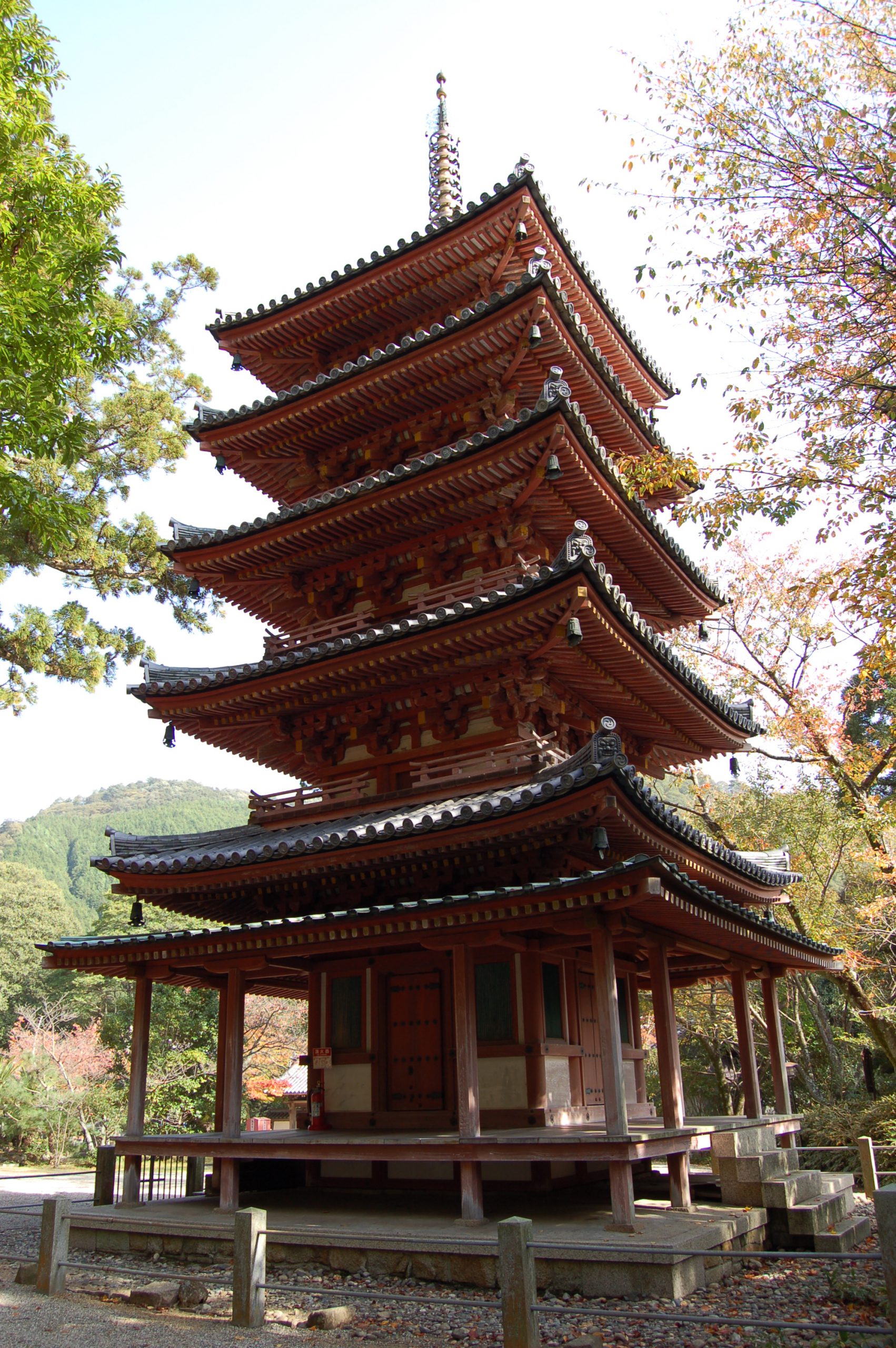 Kizugawa:Kaijyusenji Temple(National Tresure)